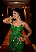 Tania (Actress)